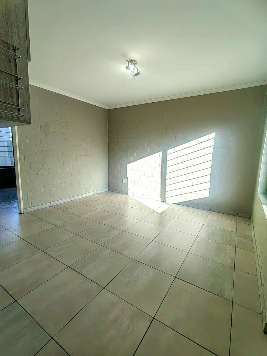 2 Bedroom Property for Sale in West Riding Western Cape
